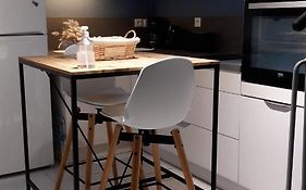 Logement privé à 50m des plages